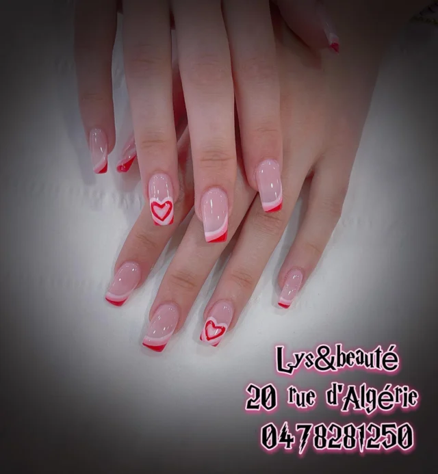 ❤️❤️❤️
Follow us @lysbeautelyon RDV en privé 
·
·
·
·
·
·
·
·
#lysbeautelyon#lyon#nails#ongles#lyonnaise#nailart#manucure#nailslyon#semipermanent #extensiondecils#nailsart #lyon1 #terreaux #placeterreaux